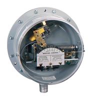 DWYER PG-7000-153-P1